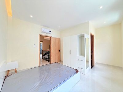 Cho thuê căn 4pn KĐT Sun Casa Central