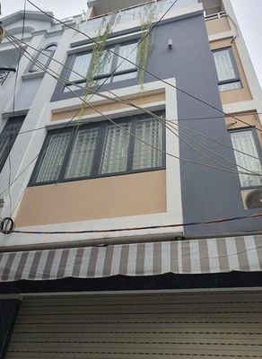 Cho thuê nhà góc 2MT 339B Lê Văn Sỹ gần ngã tư Trần Quang Diệu P14 Q3