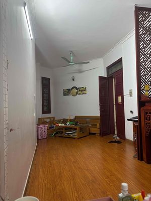Chính chủ cho thuê cc 76m, 2pn,1vs giá 7.5triệu/1tháng