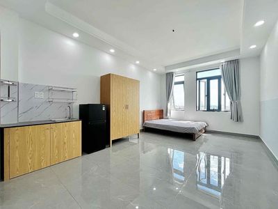 TRỐNG SẴN SIÊU PHẨM STUDIO CỬA SỔ TRỜI - THANG MÁY NGAY NGÃ TƯ GÒ MÂY
