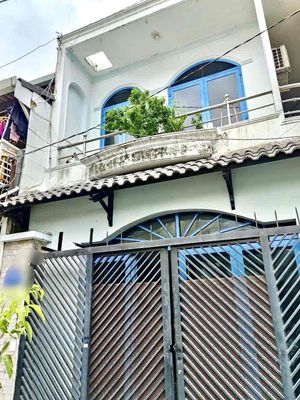 HẺM XE HƠI NGUYỄN VĂN KHỐI - NGANG 5M - 2PN2WC - NHÀ TRỐNG - Ở NGAY