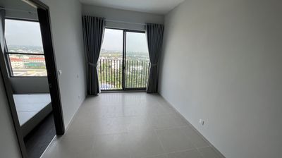 Cho thuê căn hộ có nội thất, Giá thuê 7 triệu, tầng cao hứơng mát.