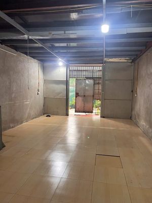 Cho thuê  nhà 50m2 + 20m2 gác xép, tại Bằng B, ô tô đỗ cửa, 5 triệu .