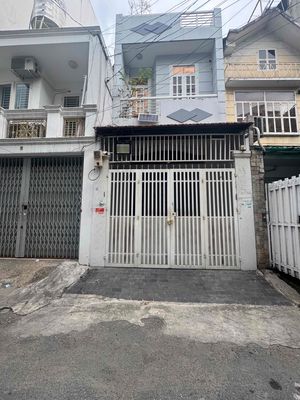 Nhà 2,5 Tấm,Hẻm 6m,2PN,2WC+ Phòng Khách,Bếp Rộng Rãi