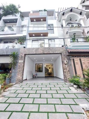 CHO THUÊ NHÀ ĐẸP  QUẬN 7, 4PN, 4WC FULL NT 36 TRIỆU/ THÁNG