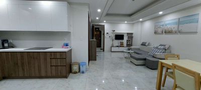 Căn hộ rất đẹp, rất rẻ, 2PN, 2WC, full nội thất quận 2, có hồ bơi
