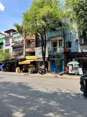 Cần cho thuê mặt bằng Q3 giá 8tr