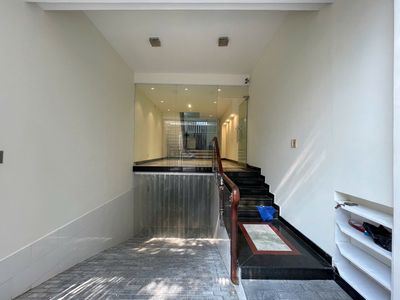 Nhà nguyên căn có hầm khu An Phú An Khánh, quận 2, đường rộng 12m