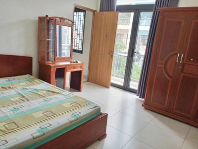 12TR- NHÀ 1 TRỆT 3 LẦU, 3PN+ MÁY LẠNH, ĐƯỜNG 8M NGAY HIỆP BÌNH