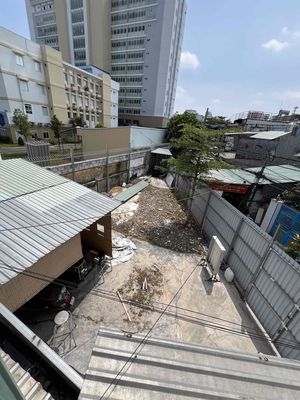 Mặt bằng đất trống làm vườn cây, cafe sân vườn - gần bệnh viện