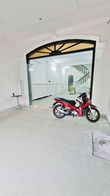 CHO THUÊ NHÀ TO_HẺM THÔNG 12m_4 TẦNG 5X20_Đ.PHẠM HUY THÔNG_VỊ TRÍ ĐẸP