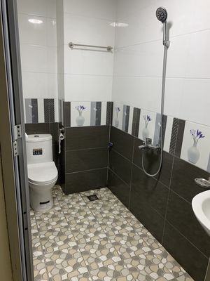 Cho thuê vp phố Dương Văn Bé,hai bà trưng,dtsd 100m2,thông sàn,mới đẹp