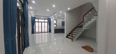 Cho thuê biệt thự song lập Đông Tăng Long, 160m2, nội thất cơ bản