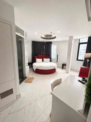 Chính Chủ Cho Thuê K.S Trung Sơn Cao Cấp 24pn 25wc Giá 150tr TL NT VIP