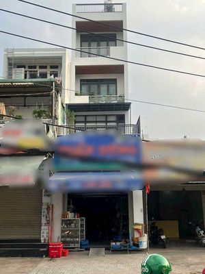 nhà mặt tiền có thang máy cho làm khách san