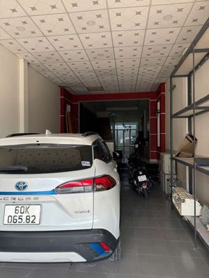 CHO THUÊ NHÀ MẶT TIỀN ĐƯỜNG, 1 TRỆT 2 LẦU, SÂN THƯỢNG. CÓ 3PN,4WC