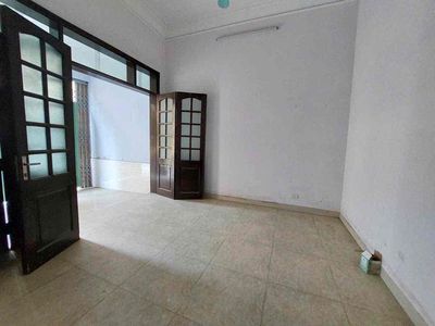Cần cho thuê gấp nhà Tân Xuân 70m2, 3T, mt5m, 15 triệu, Bắc Từ Liêm,