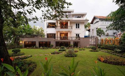 Cho thuê Biệt thự trung tâm Quận 2, DTSD: 1100m2, 7PN, có hồ bơi