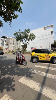 Mặt bằng góc 2 MT khu Belleza Nguyễn Lương Bằng 9*16m vỉa hè rộng