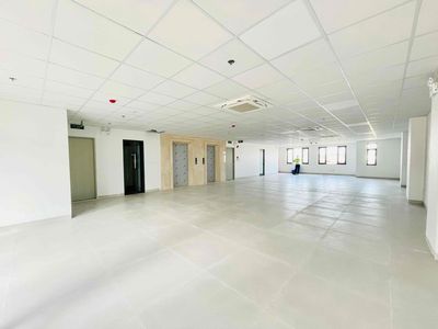 Cho thuê văn phòng tại Xã Đàn 200m2 giá 40t giá cực rẻ