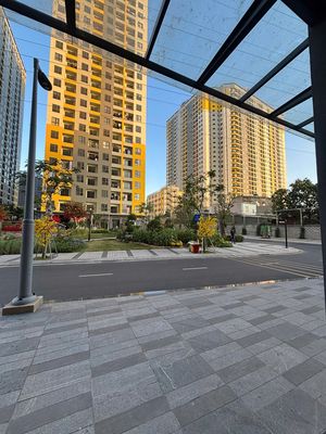 CHO THUÊ SHOPHOUSE GIÁ 25TR/THÁNG,MỚI 100% DT 71,1m2,CƯ DÂN ĐÔNG