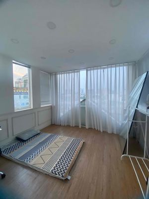 Cho thuê phòng studio Phú Nhuận tầng 5, ánh sáng tự nhiên