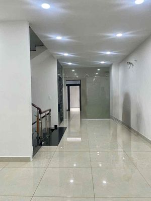 Cho thuê văn phòng 100m2 vị trí đẹp cho việc kinh doanh thịnh vượng