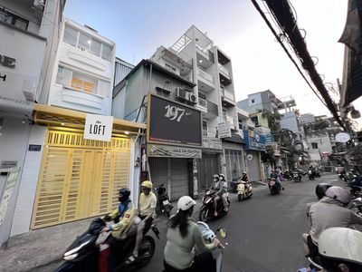 MB 3.5x14m [Sân+Trệt+Toilet +Phòng tầng Lửng]. DT~70m2.