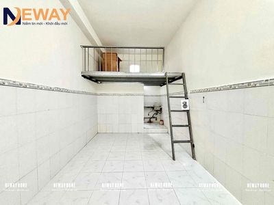 PHÒNG TRỌ CÓ GÁC 25m2 GẦN NGÃ TƯ BỐN XÃ_LÊ VĂN QUỚI GIÁ RẺ THANG MÁY