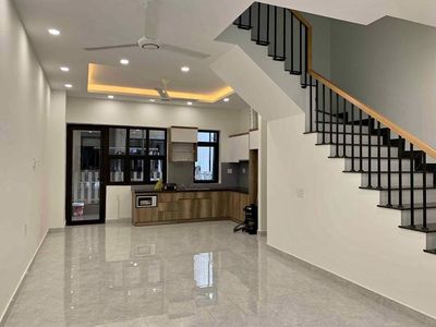 Cho thuê nhà 3 lầu gần khu vực GlobalCity, Đỗ Xuân Hợp, cầu Năm Lý