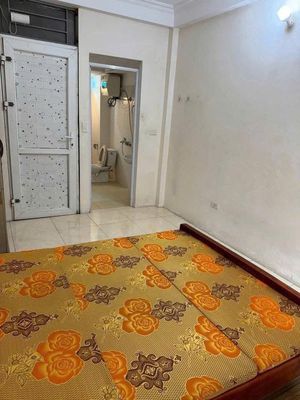 phòng khép kín đh,nl,giường,tủ 2,2tr -2.5tr-3,3tr số 113/23 yên hòa