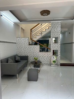 NHÀ QUANG TRUNG P10 NGANG 4 DÀI 14M, 3PN