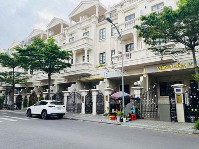 CHO THUÊ NHÀ CITY LAND PARK HILLS GIÁ 42 TRIỆU