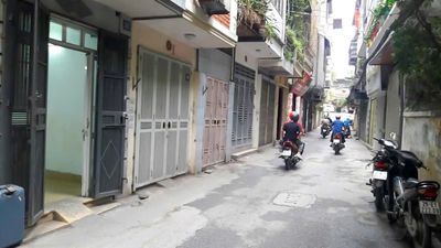 Cho thuê nhà số 36, ngõ 318 đường La Thành phường Ô Chợ Dừa, Hà Nội