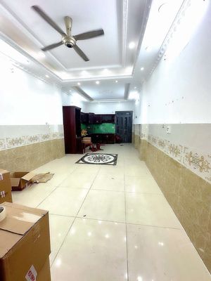 🍀Mặt Tiền Hương Lộ 2....4x35m đúc 3 tấm