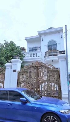 Cho thuê biệt thự Tân Cổ Điển Phường Chánh nghĩa gần Bến Xe Bình Dương