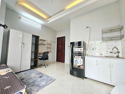 CHÍNH CHỦ CHO THUÊ PHÒNG BAN CÔNG SIÊU THOÁNG