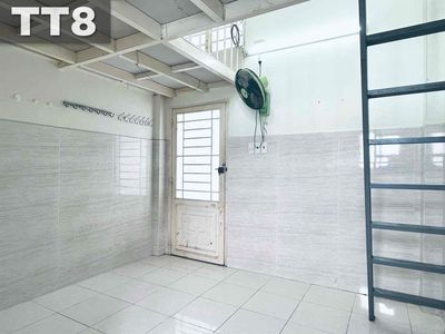 Phòng trọ gác lửng sạch đẹp cách trường ĐH TĐT 3KM