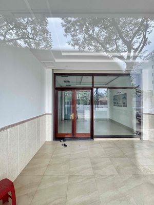 CHO THUÊ NHÀ 3 TẦNG ĐƯỜNG 33M XÔ VIẾT NGHỆ TĨNH GIÁ 20TR/THÁNG