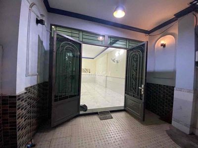 CHO THUÊ NHÀ ĐƯỜNG TÂY THẠNH NGAY KHÚC LÊ TRỌNG TẤN 4 x 18 M 