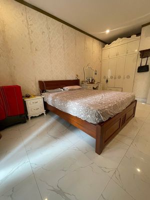 Nguyên căn Ngọc Thụy Long Biên Gara ô tô 90mx4Tx4P Full đồ 20 Triệu