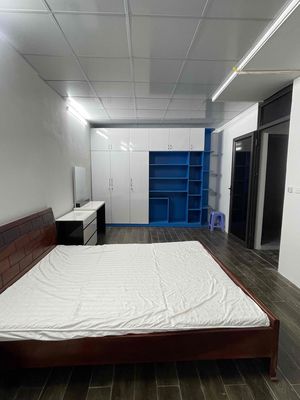Cần cho thuê 1 phòng chính chủ tại Ngõ 214 đội cấn. Nhà gần trường chợ