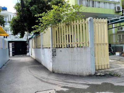 biệt thự sân vườn 2 tầng lầu