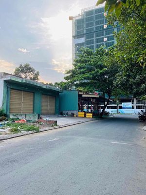 CHO THUÊ MẶT TIỀN KINH DOANH RỘNG 240M2 KDC NAM LONG GIÁ 14TR/THÁNG