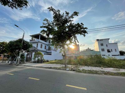 Cho Thuê Đất mặt Tiền Sông Đà Nẵng Ng đình thi Làm trạm sạc 12x25m