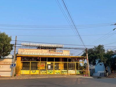 Cho Thuê Mặt Bằng Kinh Doanh 2 Mặt Tiền Ngay Ngã Tư 14x16