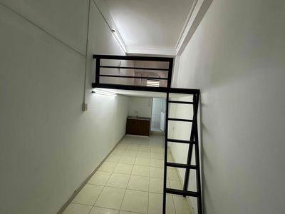 cho thuê phòng có gác máy lạnh .không chung chủ .giờ giấc tự do