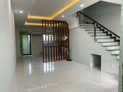 Cho thuê nhà River Park 16tr gần Liên Phường, Đỗ Xuân Hợp 5x17m