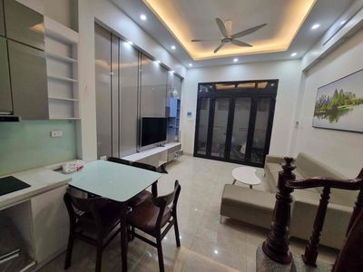 Cho thuê nhà riêng tại Trần Quốc Vượng