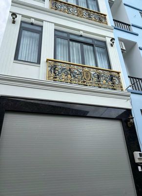 Cho thuê nhà MT 145B Nguyễn Đình Chính, Phường 11, Quận Phú Nhuận